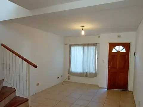 Casa en Alquiler en Ituzaingó, $ 1.100.000
