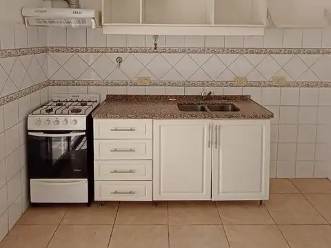 Muñiz Al 200