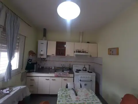 Casa en Venta en Alto Alberdi, USD 158.000