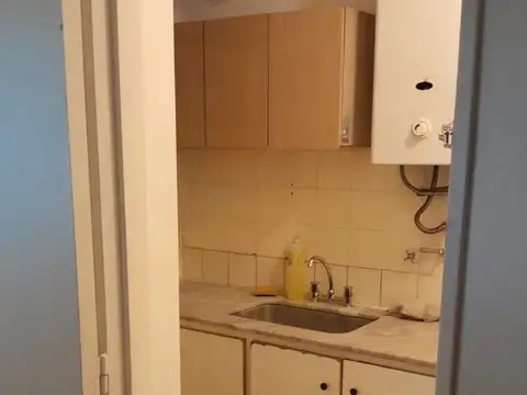 EMILIO MITRE al 1100