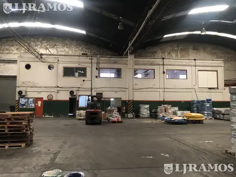 Depósito en  Venta y alquiler en Tres de Febrero