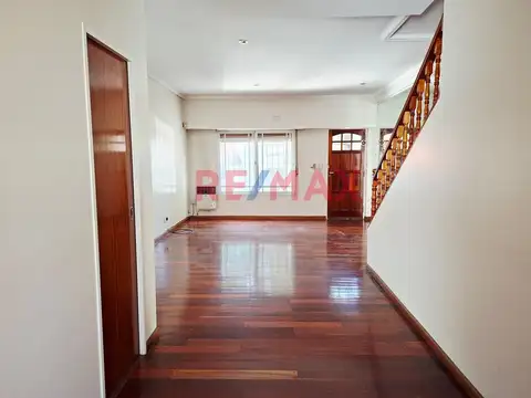 Depto Tipo Casa en Venta 28 años