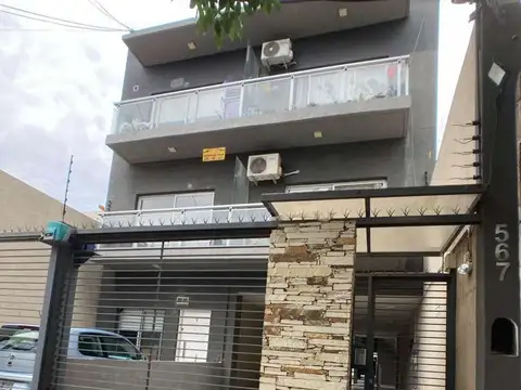 Las Heras 500, Piso 1