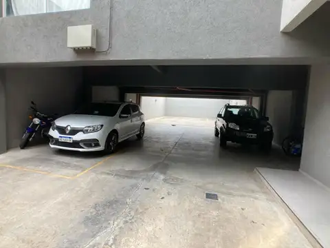 Departamento en Alquiler con 1 cochera