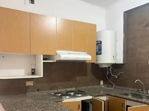 Depto Tipo Casa en Alquiler de 1 dormitorio