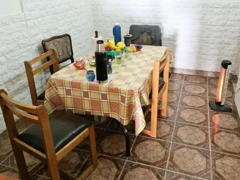 Depto Tipo Casa en Venta con 1 cocheras
