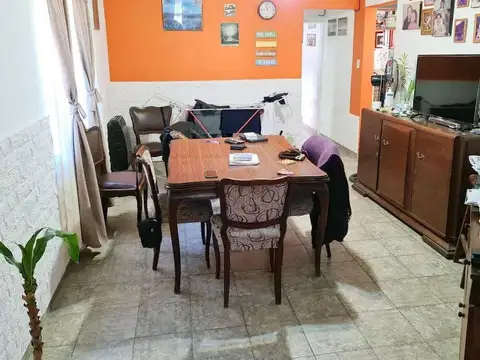 Depto Tipo Casa en Venta de 5 dormitorios