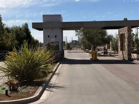 Venta lote barrio privado las tacas