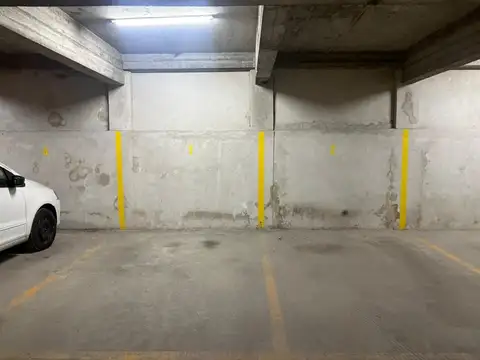 COCHERAS EN VENTA - LA PLATA
