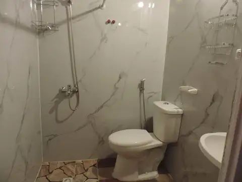 Casa pequeña  en Alquiler  con espacio verde