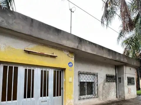 Casa 4 ambientes con 1 baño