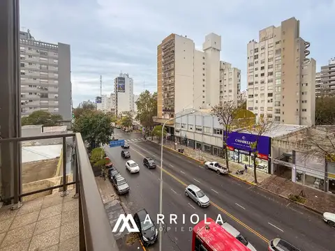 Avenida Independencia  al 2053
