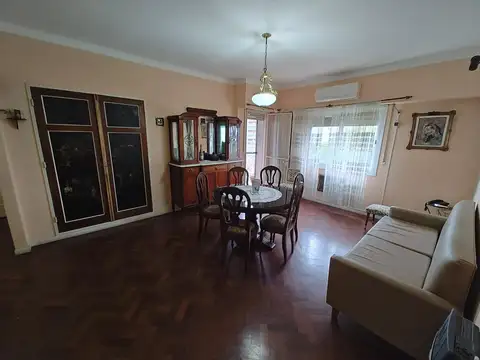 Departamento en Alquiler en Mercado Central, $ 550.000