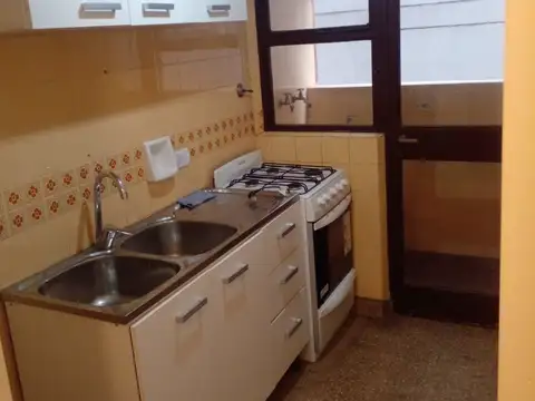 Departamento 2 ambientes con 1 baño