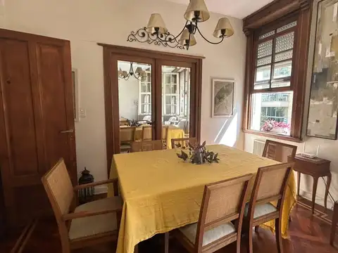 Excelente departamento Antiguo en Recoleta con sol y luz