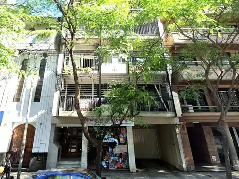 DEPARTAMENTO DE 3 AMBIENTES SOBRE AVENIDA DIRECTORIO