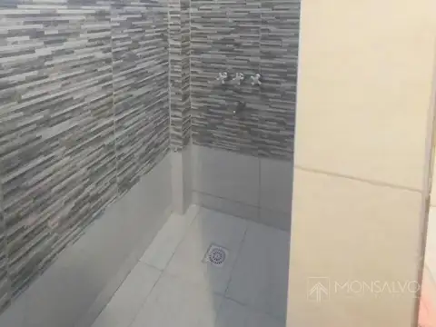 Depto Tipo Casa en Venta con 1 cocheras