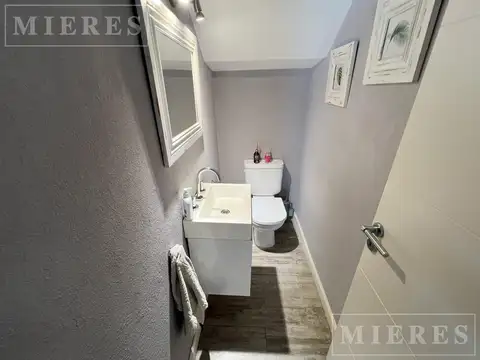 Casa en Alquiler Temporal con 1 cochera