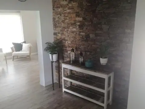 Casa en Alquiler Temporal con 1 cochera