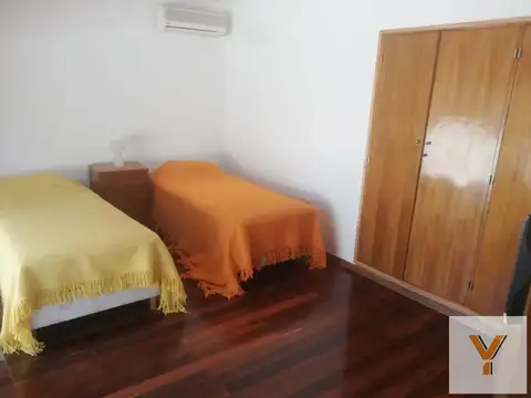 Casa en alquiler temporario - 3 Dormitorios 3 Baños - Pinamar