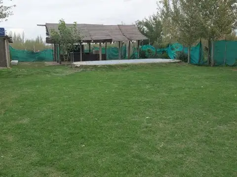 Venta Lote Con Quincho y Pileta Carrizal de abajo
