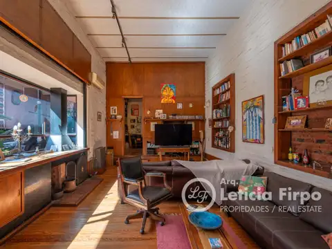 Casa 7 ambientes con 5 baños