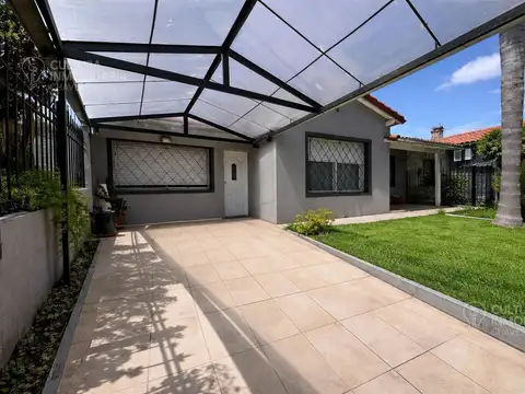 Casa en Venta en Ciudad Jardin del Palomar, Partido de Tres de Febrero