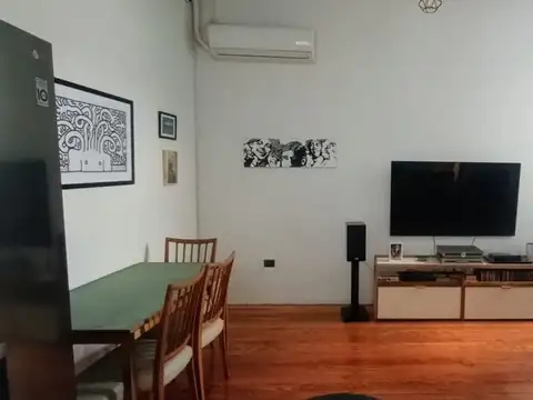 Depto Tipo Casa 4 ambientes con 2 baños
