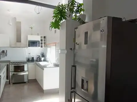 Depto Tipo Casa en Venta de 4 ambientes
