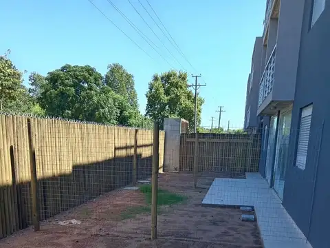 Alquiler apartamentos 2 dormitorios y patio Pando