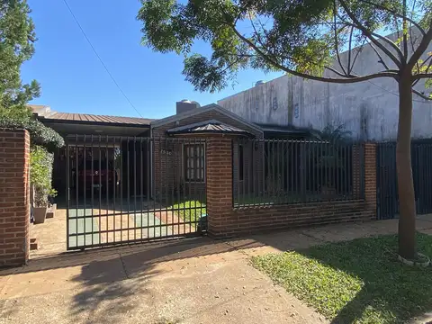 VENDO HERMOSA CASA APTA CRÉDITO HIPOTECARIO EN BARRIO LOS NARANJOS