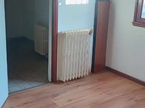 Casa en Alquiler con 1 cochera