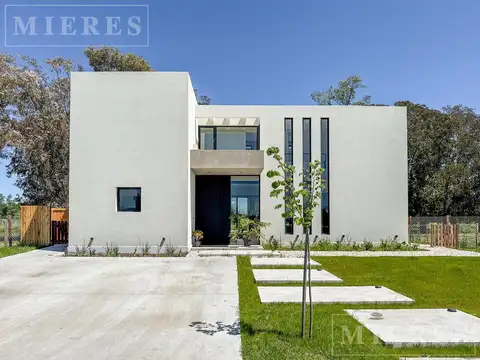 Casa en Venta en Manuel Alberti, USD 650.000