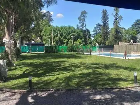 Terreno / Lote en venta 2880 m2 con galpón y pileta ubicado en Tortuguitas