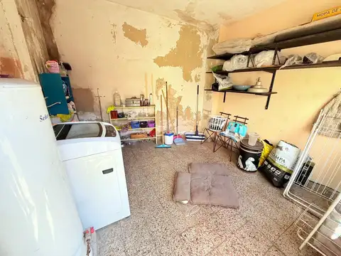 Casa 3 ambientes con 1 baño