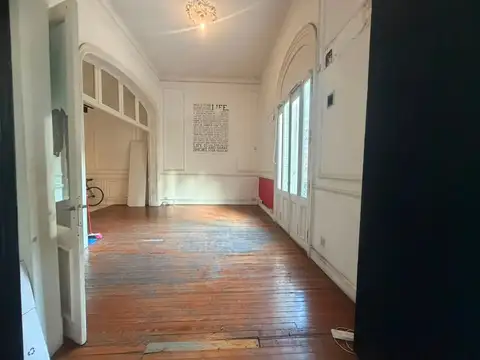 Depto Tipo Casa en Alquiler de 6 ambientes