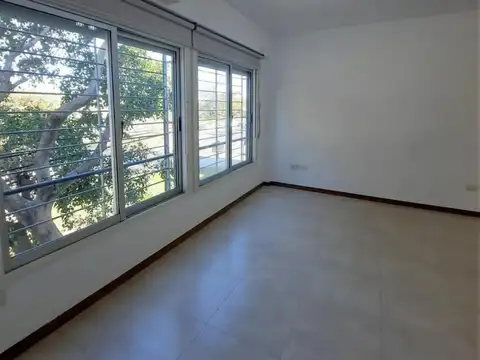 Ruiz Huidobro 4700