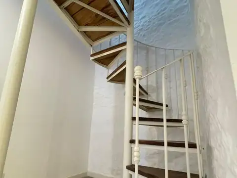 Depto Tipo Casa 3 ambientes con 2 baños