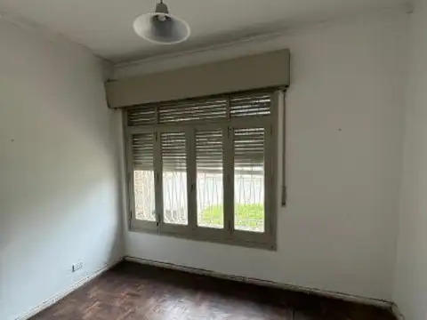 ALQUILER: CASA DE DOS HABITACIONES - SAN CARLOS 603 - SAN LORENZO
