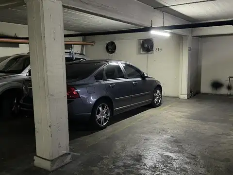 Cochera en Venta Fija