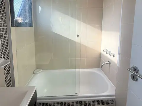 Depto Tipo Casa en Alquiler de 1 dormitorio