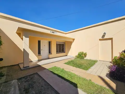 Casa en Alquiler en Belen de Escobar, $ 850.000