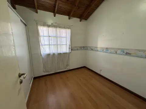 Dúplex en venta c/ cochera en San Miguel