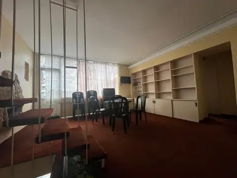 Depto Tipo Casa en Alquiler de 5 ambientes