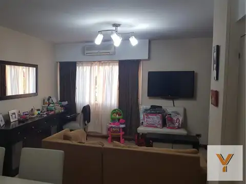 Departamento en venta - 2 Dormitorios 2 Baños - 65mts2 - Flores