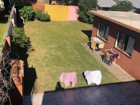 Casa en venta - 4 Dormitorios 2 Baños - Mar del Plata