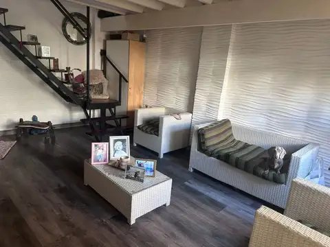 Depto Tipo Casa en Venta de Monoambiente