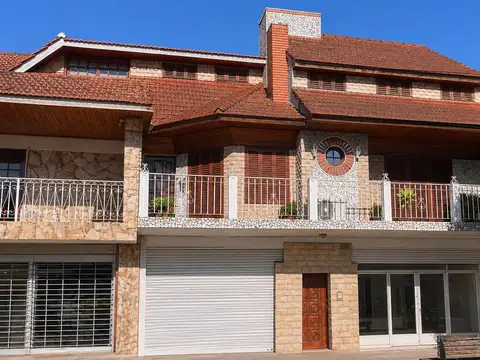 VENTA PH 3-4 DORM - APTA BANCO-  Avenida 32 entre 134 y 134 bis - LA PLATA