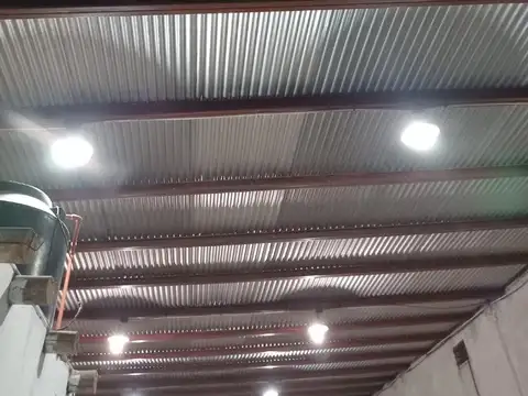 Galpon en Venta 20  mts Fondo