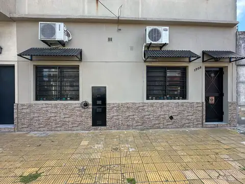 Depto Tipo Casa 3 ambientes con 1 baño